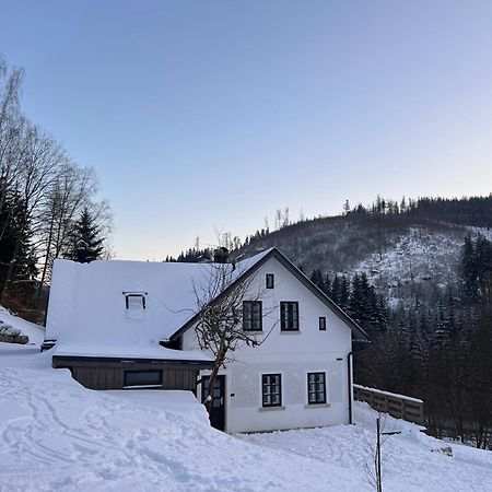 Antoniwald82 Josefuv Dul Villa Dış mekan fotoğraf